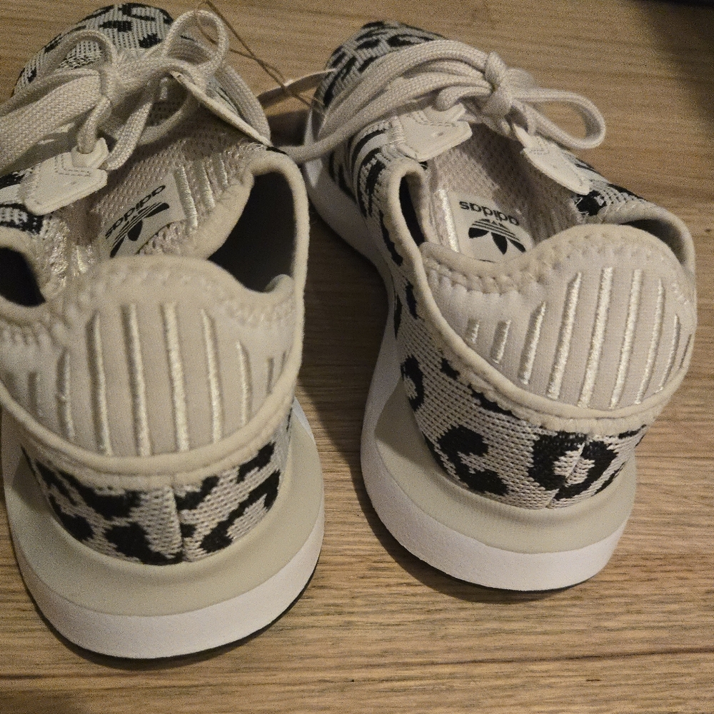 Adidas Swift Run X Leopard Print black And White Winen's Size 7.5 - Picture 6 of 6